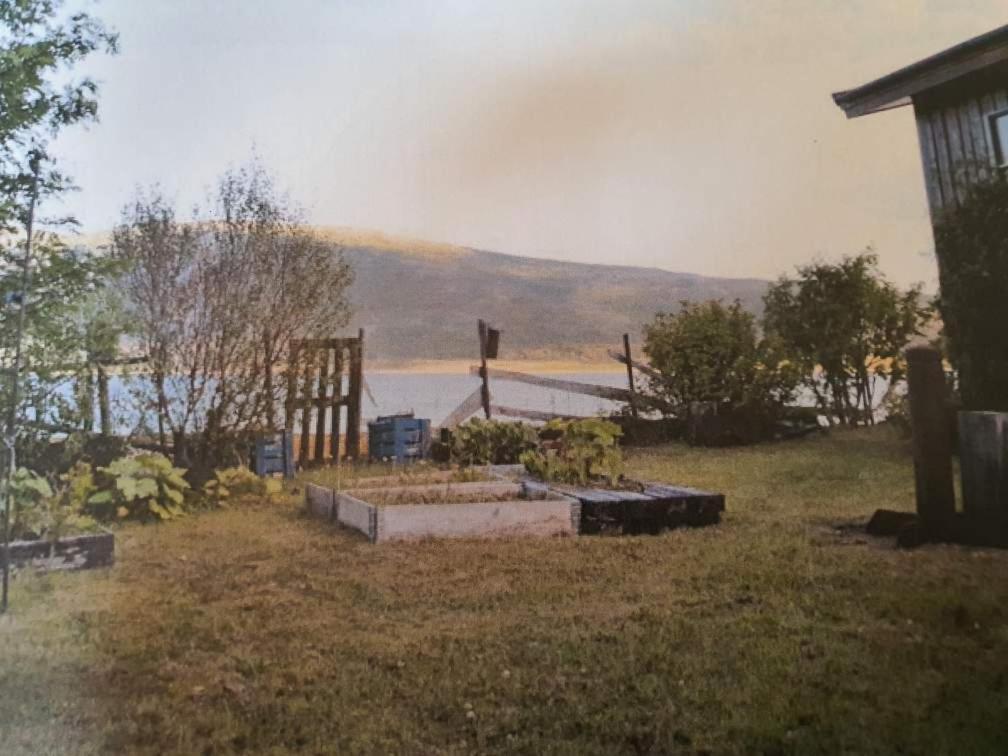Stensens Overnatting Russenes Buitenkant foto